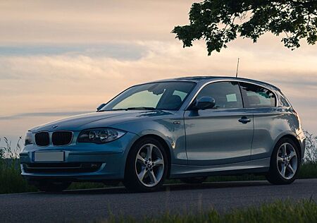 BMW 118d - KLIMA/EURO5/M-SPORT/TEMPOMAT