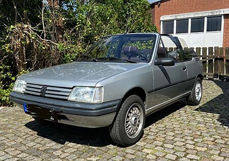 Peugeot 205 Cabrio