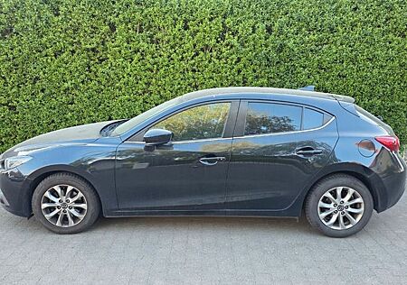 Mazda 3 2.2 SKYACTIV-D 150 Center-Line Auto Center...
