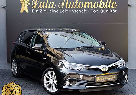 Toyota Auris 1.8 Plugin-Hybrid TEMPOMAT/KLIMA/NAVI/RADI