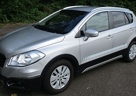 Suzuki SX4 S-Cross (SX4) S-Cross 1.6 4WD CVT Sergio Cellano