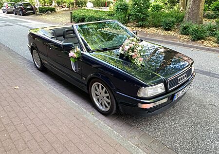 Audi Cabriolet 2.3 Leder Indigo Blau