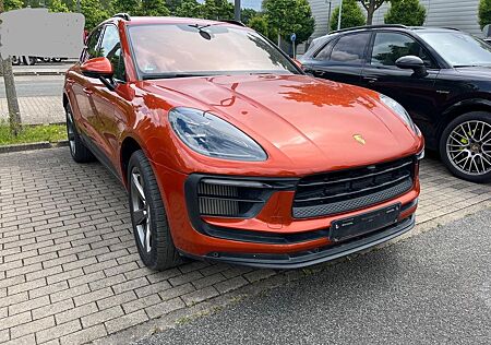 Porsche Macan S