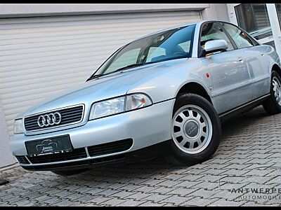 Audi A4*B5*2,6*Limo*V6*Automatik*Oldtimer*AHK*Velour*