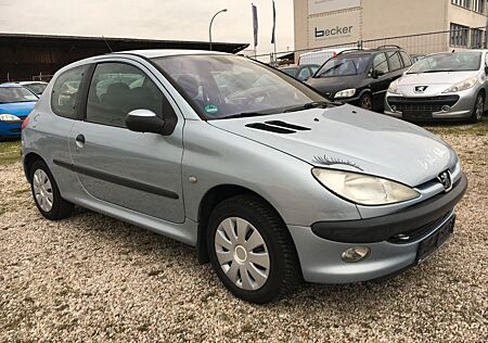 Peugeot 206 1.4 Tendance 75 KLIMA TÜV 1 HAND