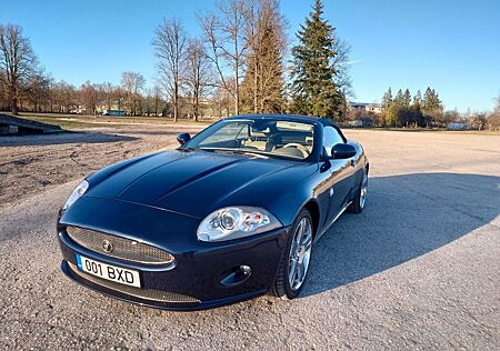 Jaguar XK 4.2L V8 Cabriolet -