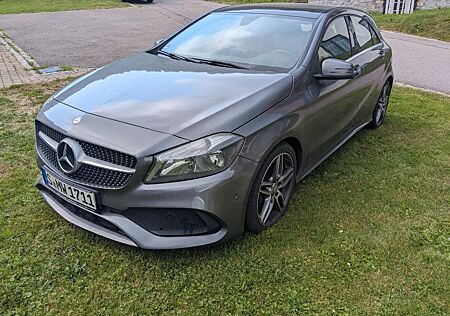 Mercedes-Benz A 200 AMG Line AMG Line