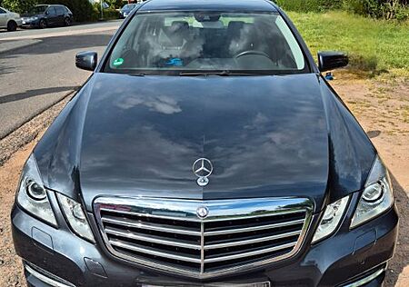 Mercedes-Benz E 200 BlueEFFICIENCY AVANTGARDE AVANTGARDE