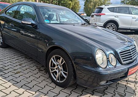 Mercedes-Benz CLK 320 ELEGANCE Autom/Xenon/Sitzheiz/TÜV 01.26