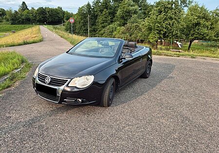 VW Eos Volkswagen 2.0 Cabrio Coupe, AHK, Klimaautom., Leder