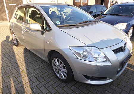 Toyota Auris 1,6 Executive, FESTPREIS !