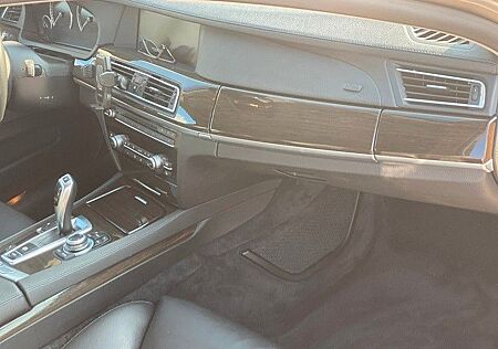 BMW 730d -