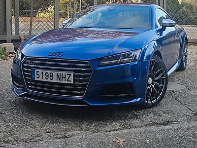 Audi TTS Coupe 2.0 TFSI S tronic quattro RHD