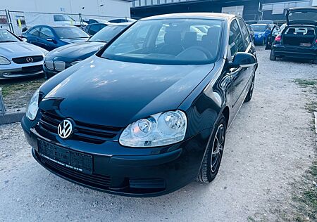 VW Golf Volkswagen V Lim. Trendline
