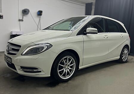 Mercedes-Benz B 180 Sport|Bi-Xenon|AHK-Schwenkb|Leder|Sitzheiz