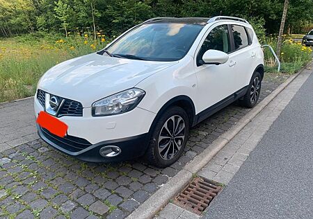Nissan Qashqai 2.0 dCi DPF ALL-MODE 4x4 Tekna Autom...