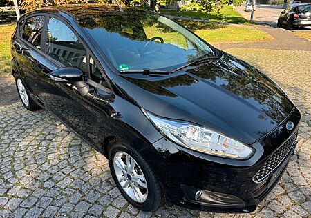 Ford Fiesta 1,0 EcoBoost Titanium Klima Tempomat 2xPD