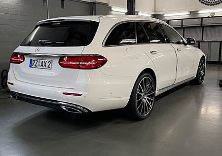 Mercedes-Benz E 400 d 4MATIC Autom. Burmester Head-Up ASS Full