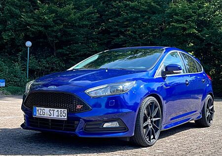 Ford Focus 2,0TDCi ST Leder-Sport-Paket ST