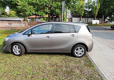 Toyota Verso 1.6l D-4D Start/Stop Life 5-Sitzer Life