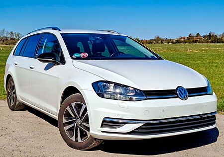 VW Golf Volkswagen 2.0 TDI DSG Variant IQ.DRIVE