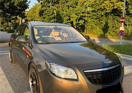 Opel Insignia Turbo Automatik 4x4 *TÜV *Service