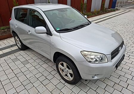 Toyota RAV 4 *1.Hand*Allrad 4x4*Top Zustand*Top Ausstatt