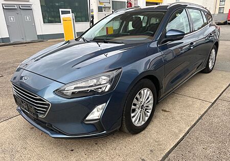 Ford Focus Turnier Titanium