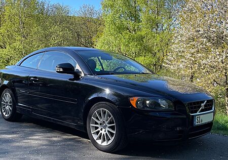 Volvo C70 2.0D Kinetic Leder 2. Hand seit 2012