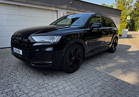 Audi SQ7 4.0 TFSI quattro competition plus BLACK EDIT