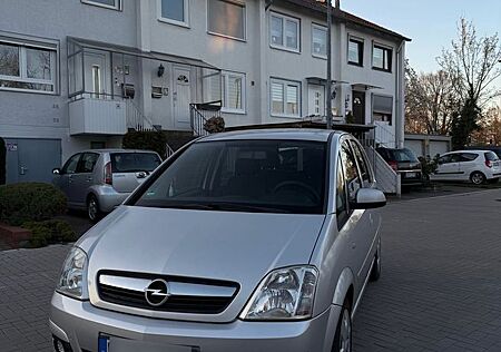 Opel Meriva 1.6 / Rentnerwagen