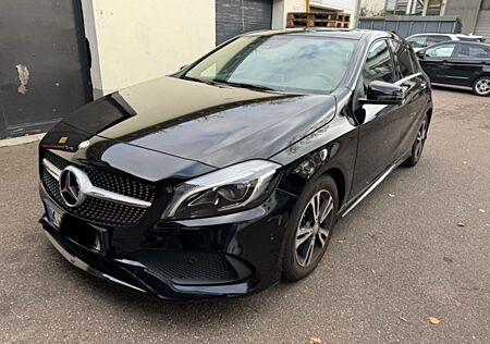 Mercedes-Benz A 180 AMG Line AMG Line