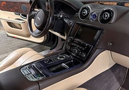 Jaguar XJ Luxury 3.0 V6 Diesel S Luxury