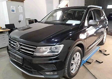 VW Tiguan Allspace Volkswagen Comfortline2.0TDI DSG Navi AHK