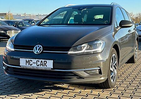 VW Golf Volkswagen 1.6 TDI DSG Join Variant