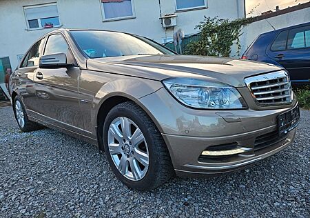 Mercedes-Benz C 200 CGI BlueEFFICIENCY ELEGANCE