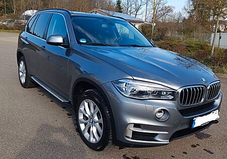 BMW X5 F15 30d-TüV+Reifen NEU-AHK-Standhzg-ALARM