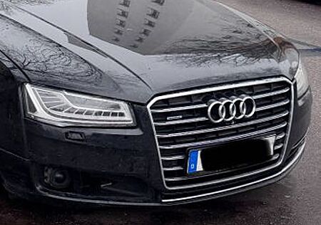 Audi A8 4.2 TDI FOND ENTERTAIMENT