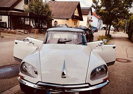 Citroën DS 20 - OLDTIMER - Top-Zustand