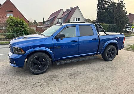 Dodge RAM 1500 5.7 Hemi*Prins+Bügel+Rollo
