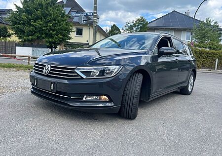VW Passat Variant Volkswagen 1.6 TDI SCR DSG Business Variant