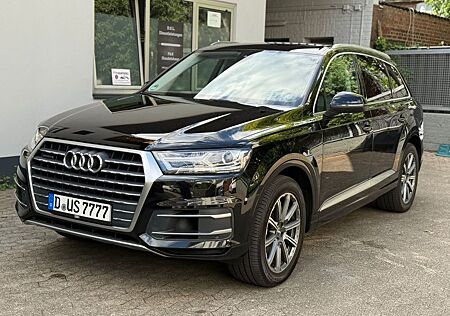 Audi Q7 3.0 TFSI quattro | 7-Sitzer | TÜF bis 2027