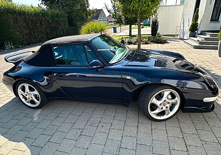 Porsche 993 Carrera 4 Cabriolet