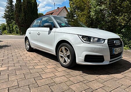 Audi A1 1.0 TFSI Sportback - NAV, SHZ, TEMP, PARK