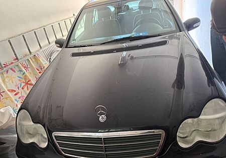 Mercedes-Benz C 180 AVANTGARDE Avantgarde