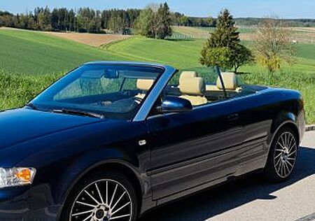 Audi Cabriolet A4 B7 1,8 Turbo (BFB) Liebhaberstück!