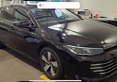 VW Passat Variant Volkswagen 2.0 TDI 110 kW Elegance