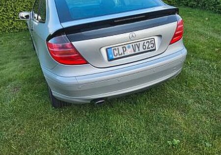 Mercedes-Benz CL 200