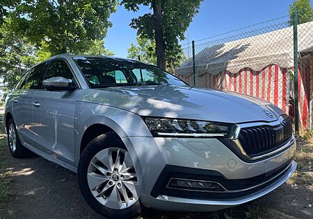 Skoda Octavia 2.0 TDI 110kW DSG STYLE/SzHg/Camera.....