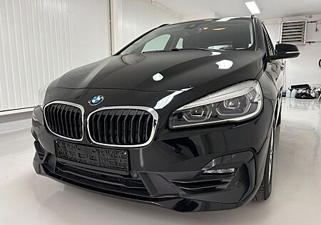 BMW 218i Active Tourer /LED/Navi